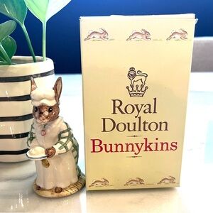 Royal Doulton Bunnykins Cook Figurine in Green and White. Highly collectible.